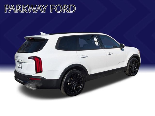 Used 2022 Kia Telluride SX w/ Nightfall Edition Package image 5