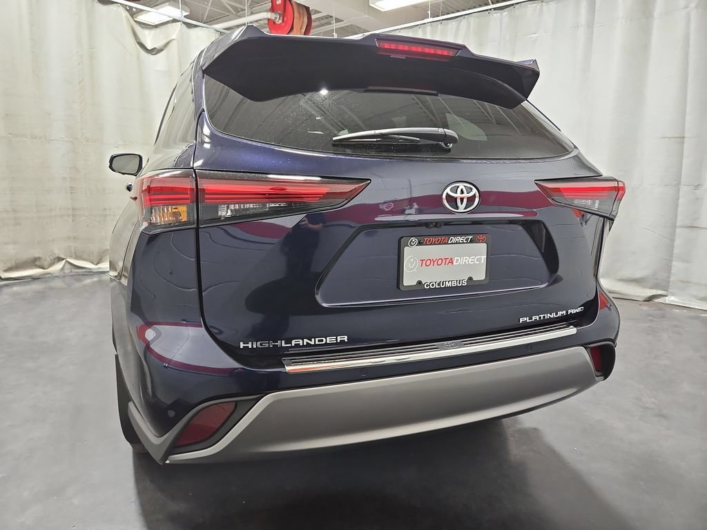 New 2026 Toyota Highlander Platinum AWD/4WD image 5