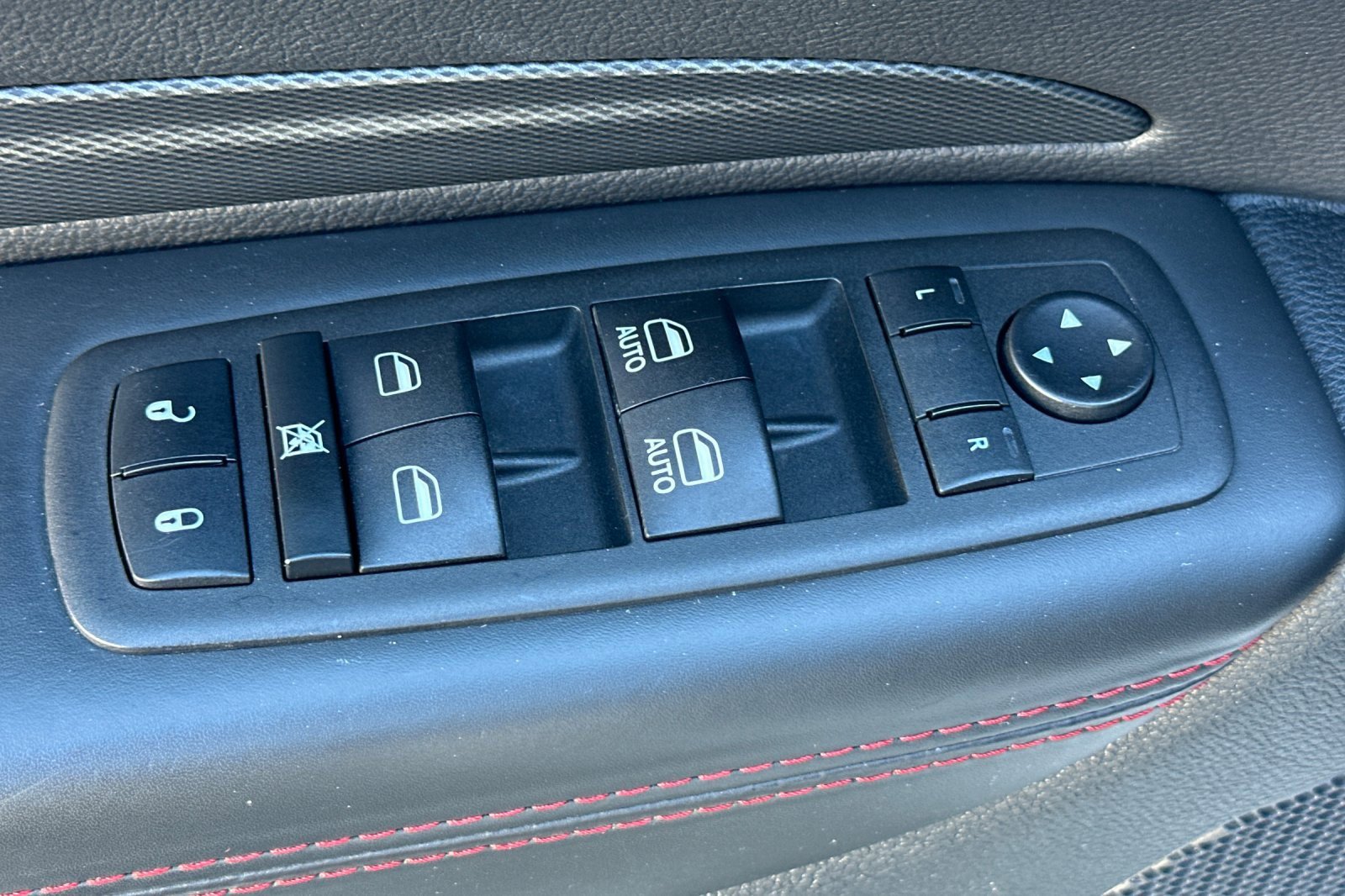 Used 2023 Dodge Durango GT image 12