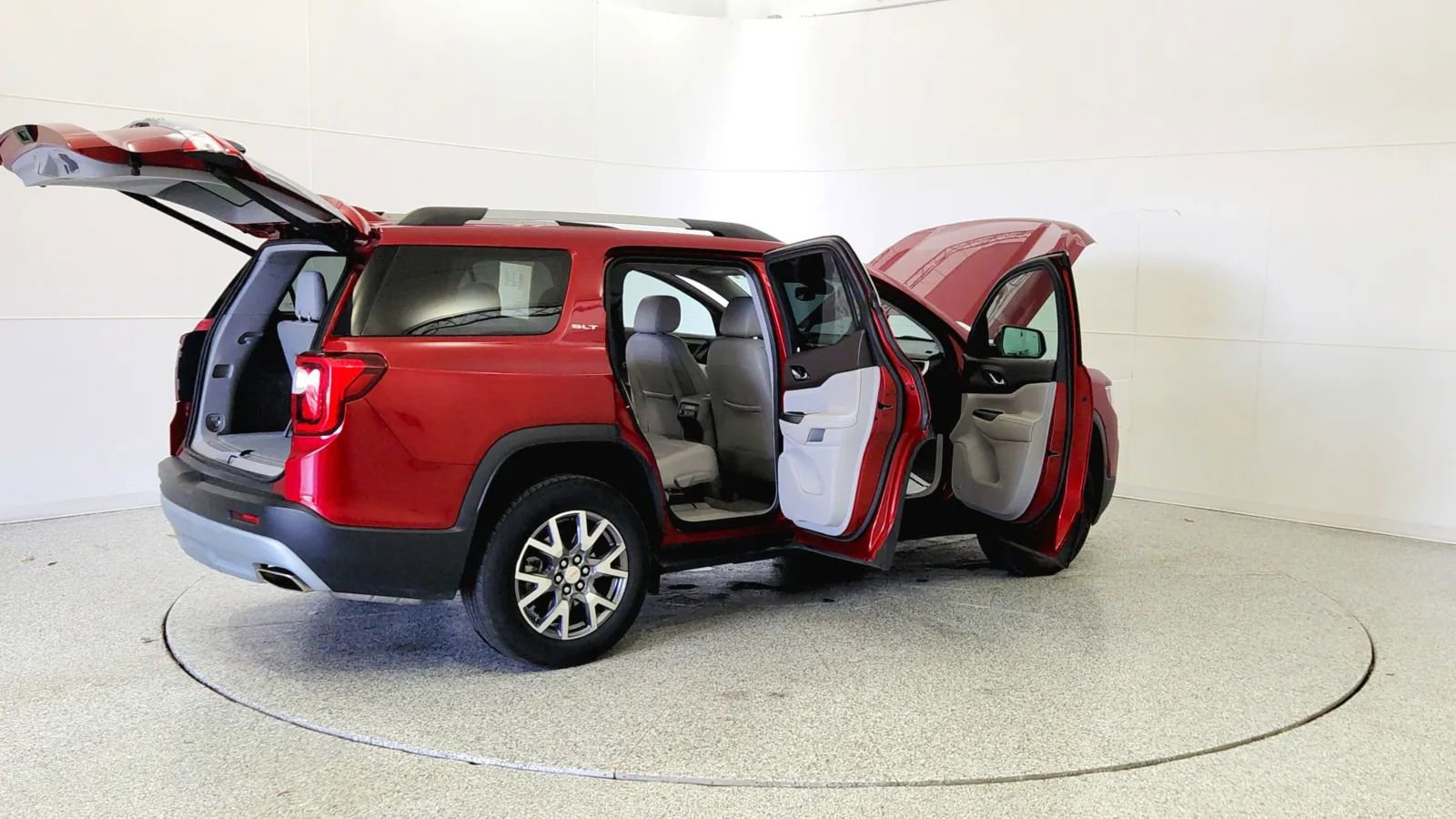 Used 2023 GMC Acadia SLT image 12