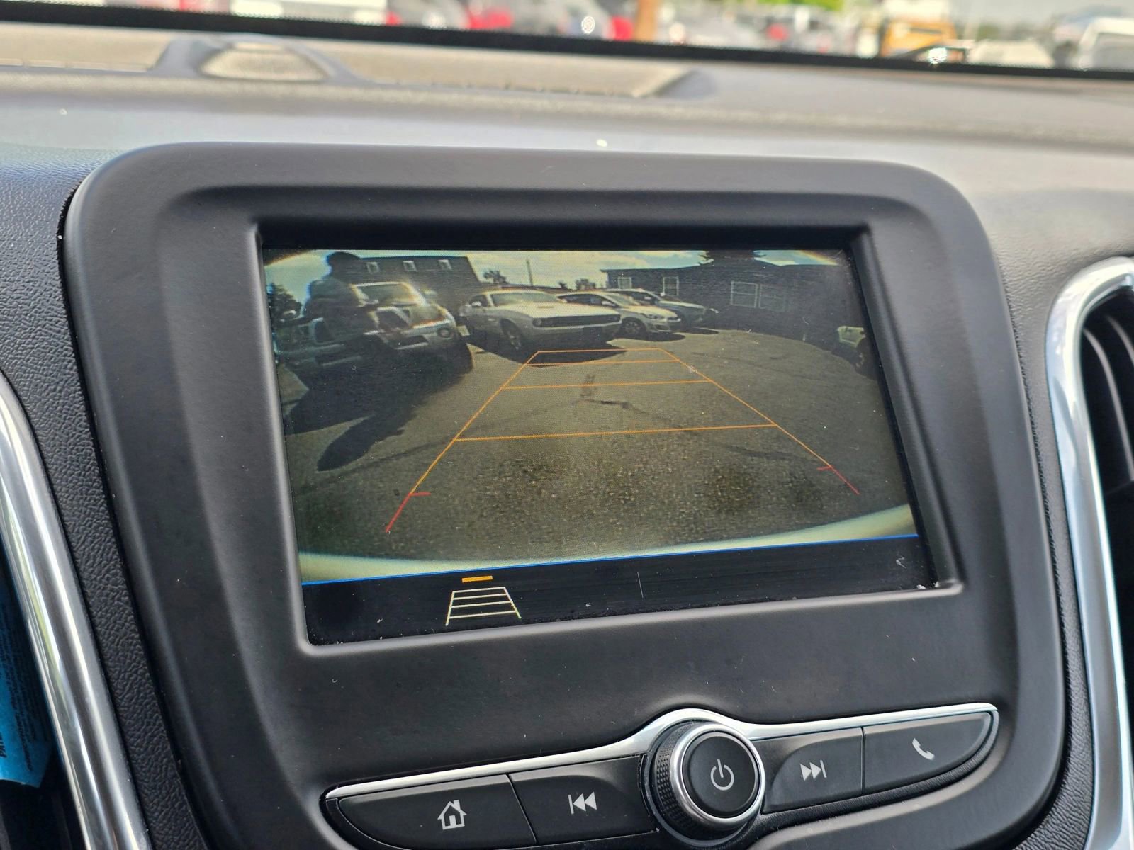 Used 2019 Chevrolet Equinox LT FWD image 30
