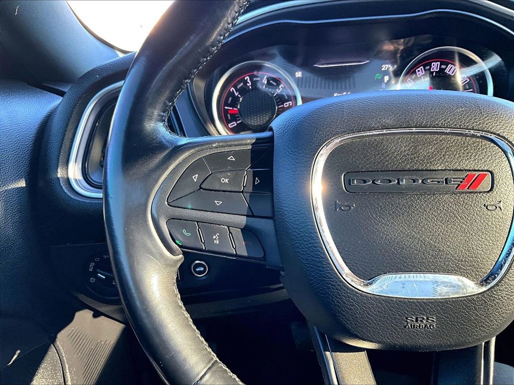 Used 2019 Dodge Challenger SXT w/ Driver Convenience Group image 15