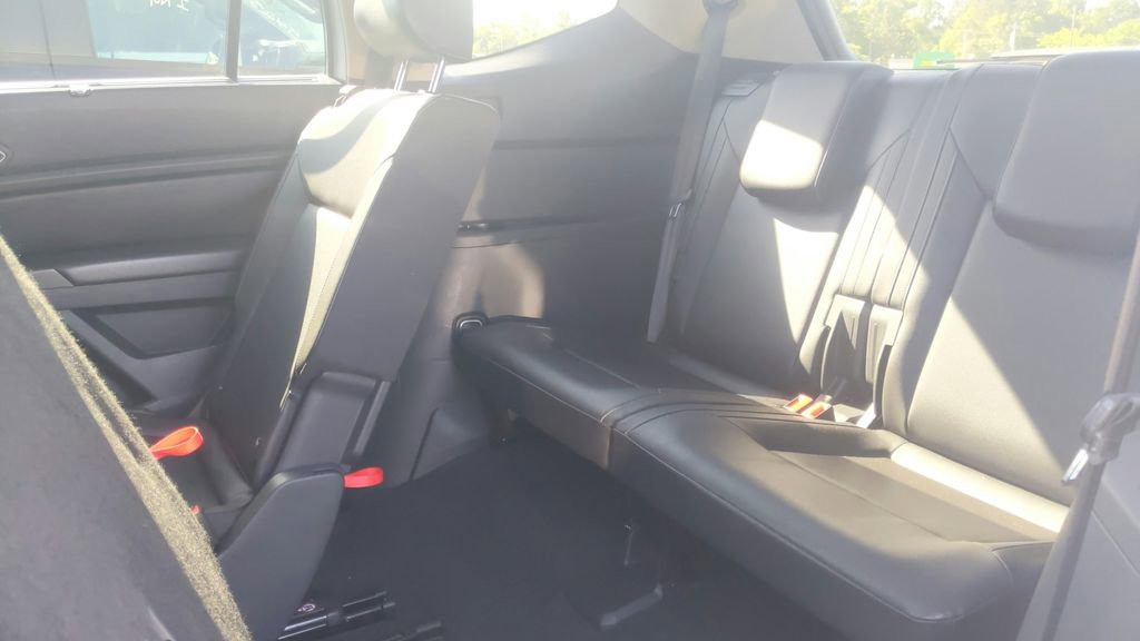 Used 2018 Volkswagen Atlas SE w/ R-Line Package image 30