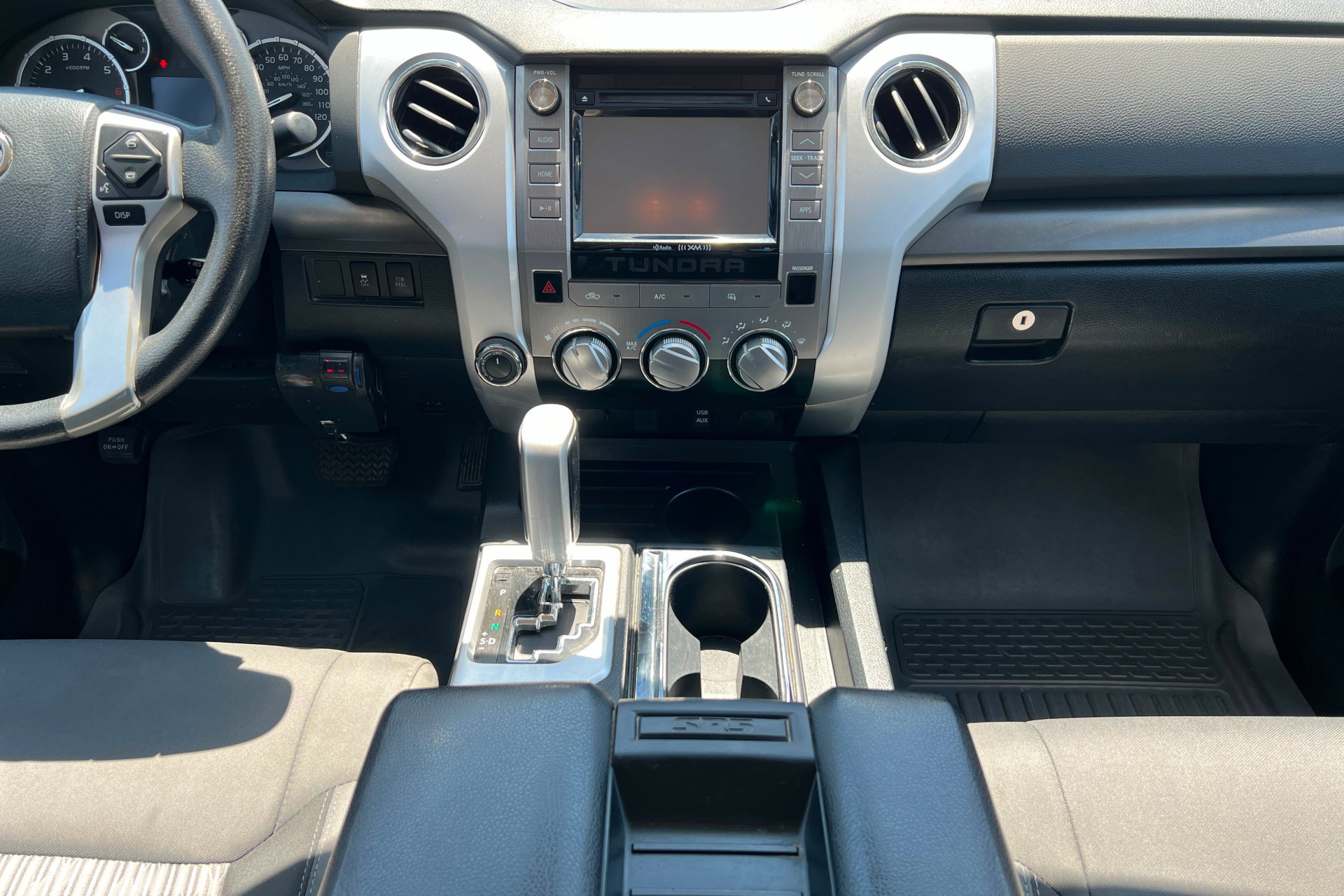 Used 2014 Toyota Tundra SR5 w/ TRD Off Road Package AWD/4WD image 14