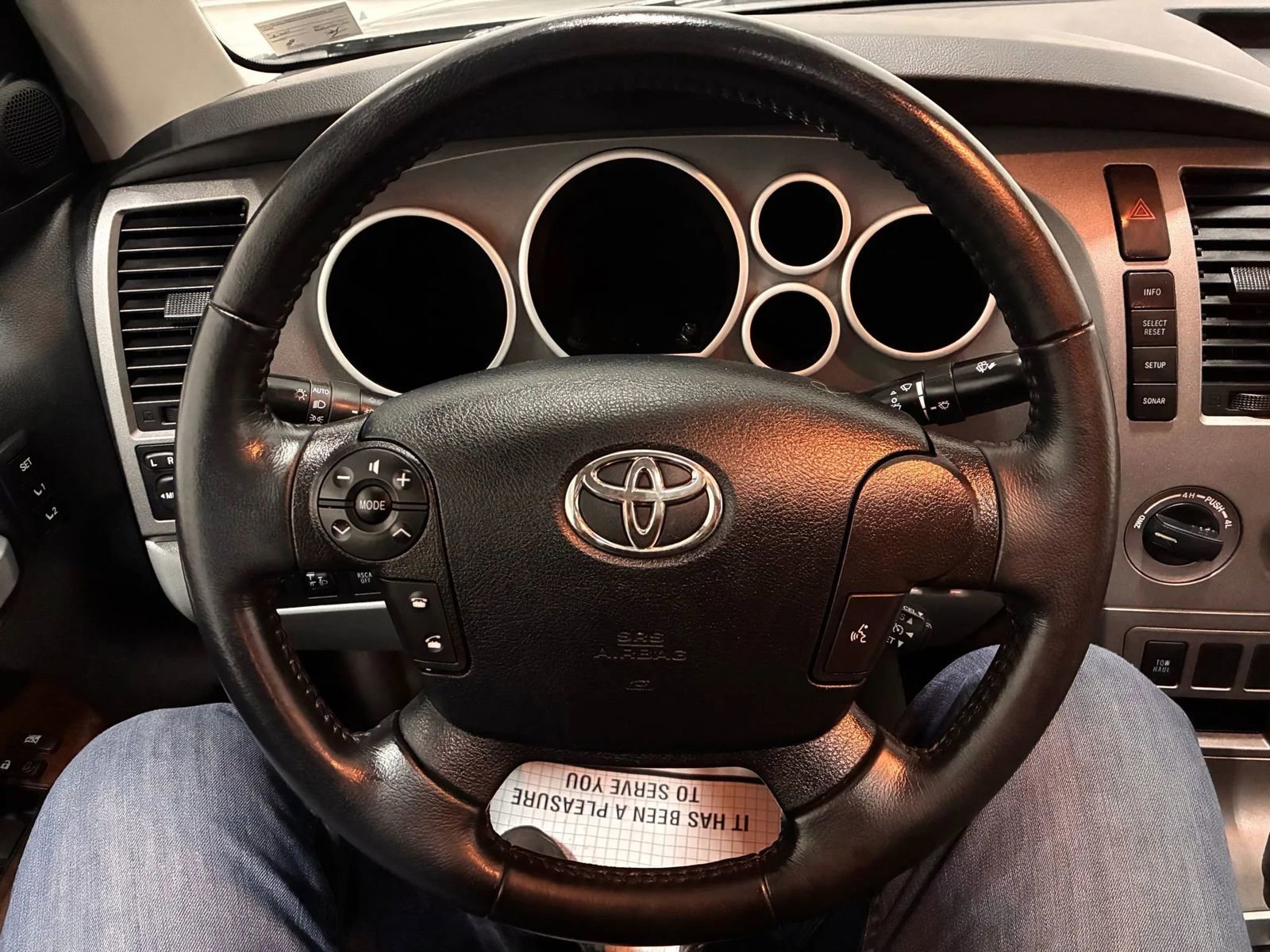 Used 2011 Toyota Tundra Limited w/ Memory Pkg AWD/4WD image 10