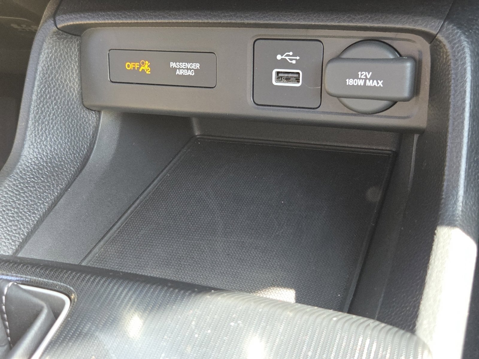 Used 2023 Honda Civic Sport image 8