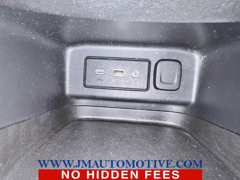Used 2020 Chevrolet Equinox LT AWD/4WD image 24