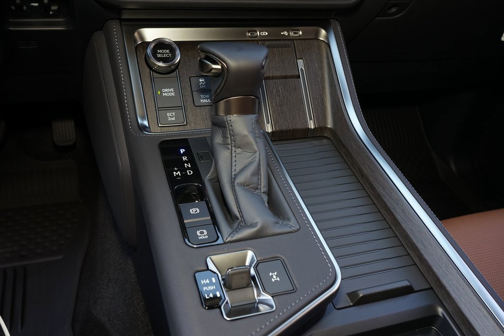 Used 2025 Lexus GX 550 image 18
