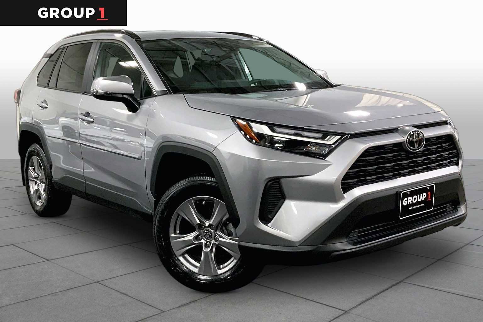 Certified 2025 Toyota RAV4 XLE w/ Weather Package AWD/4WD image 5