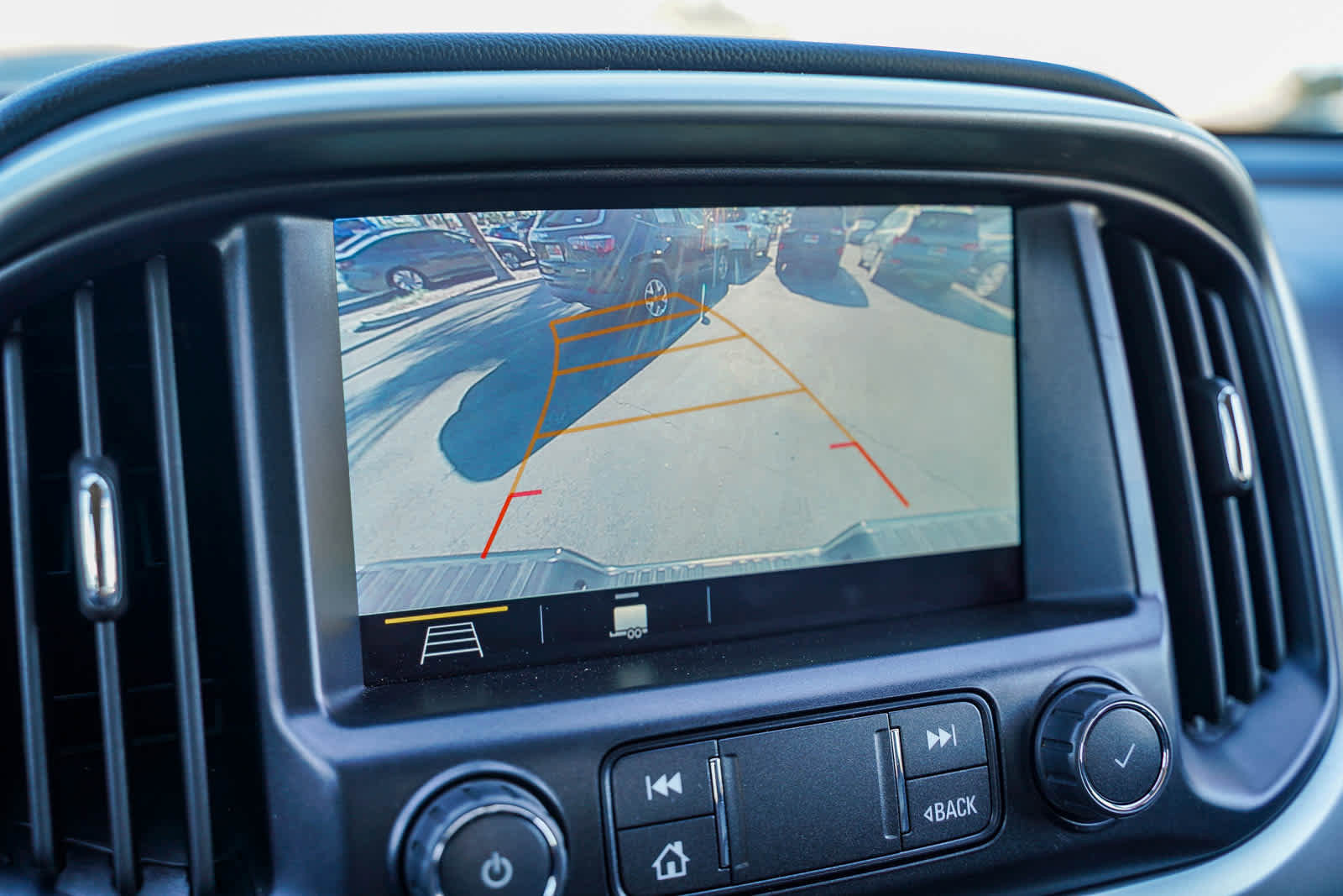 Used 2021 Chevrolet Colorado ZR2 image 25