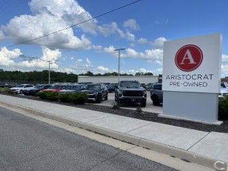 Used 2019 Jeep Renegade Sport w/ Sport Appearance Group image 4