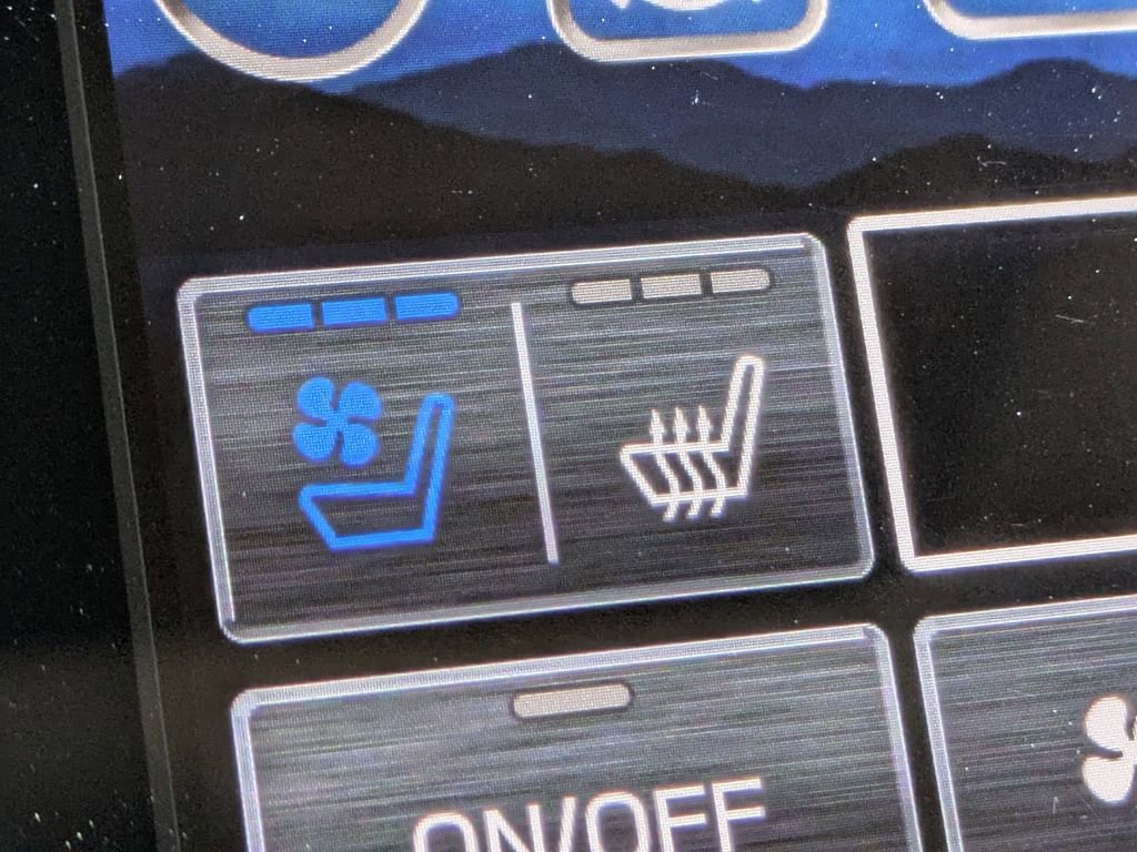 Used 2023 Subaru Outback Touring image 24