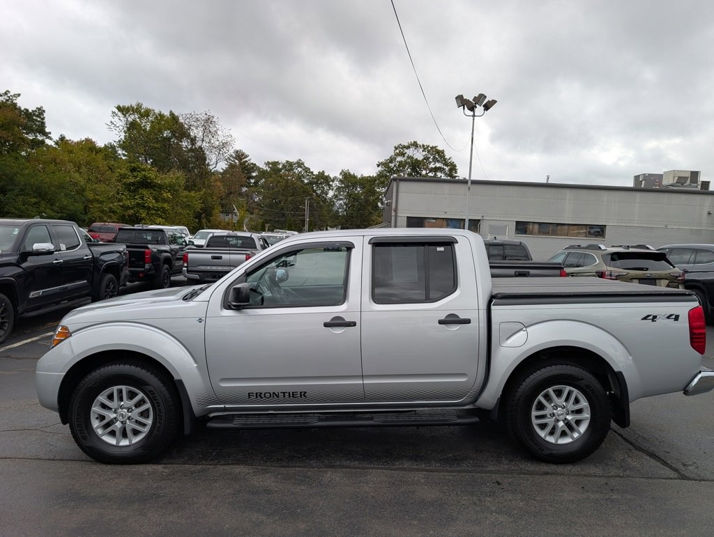 Used 2020 Nissan Frontier SV w/ SV Utility Package image 3