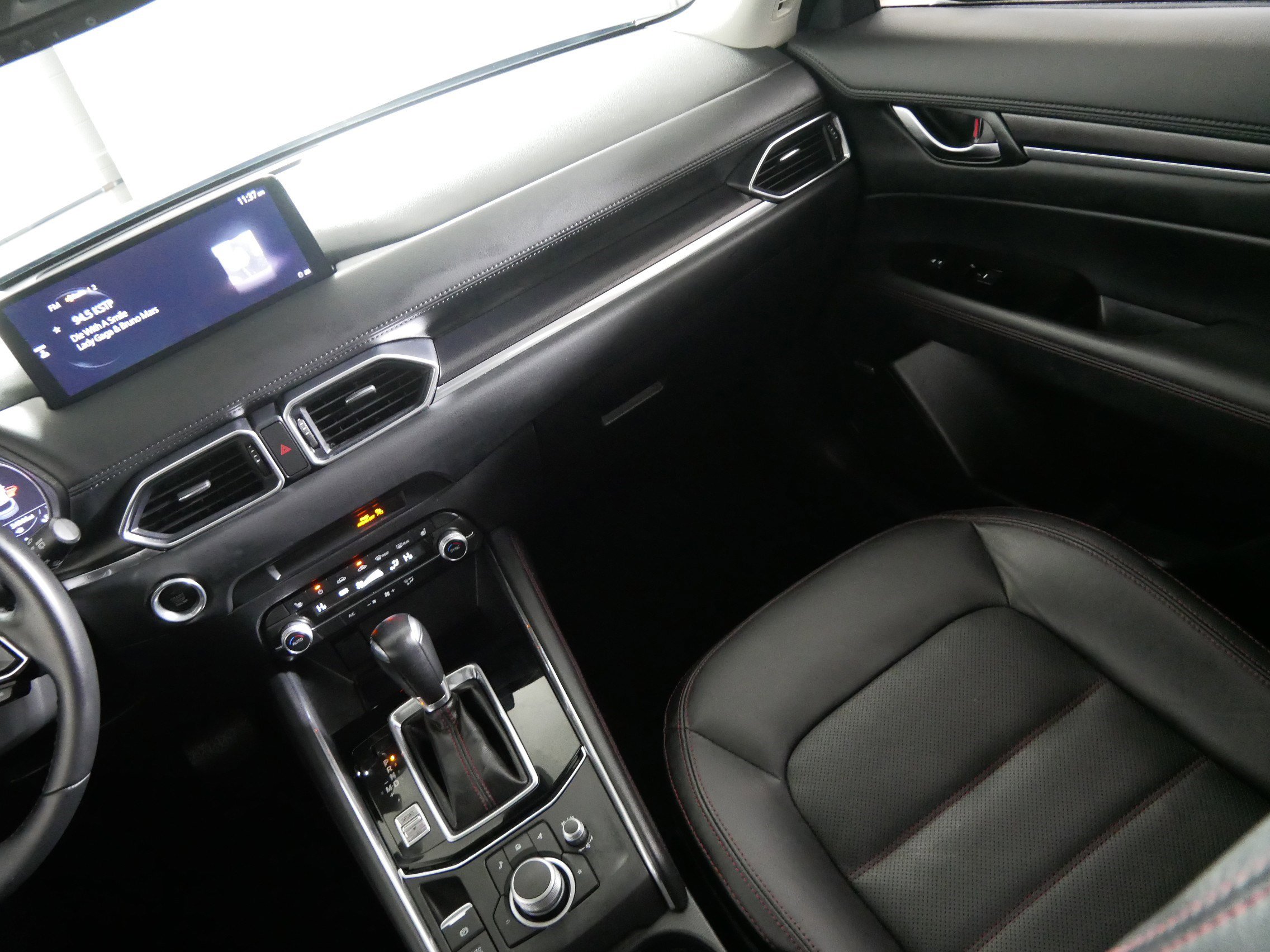 Used 2023 MAZDA CX-5 Carbon Edition AWD/4WD image 11