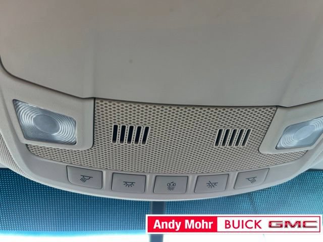 Used 2017 Ford Edge Titanium w/ Technology Package FWD image 29