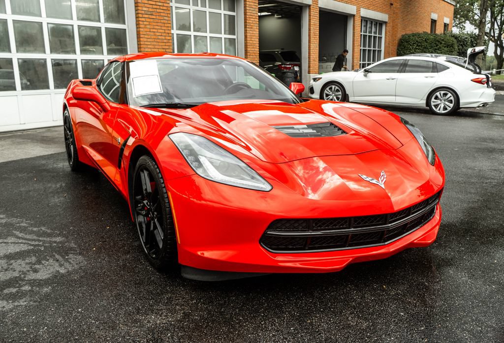 Used 2019 Chevrolet Corvette Stingray Coupe w/ 1LT RWD image 6
