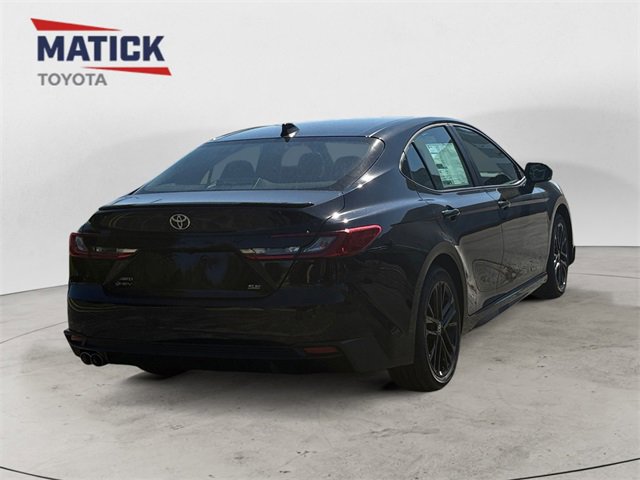 New 2026 Toyota Camry SE image 7