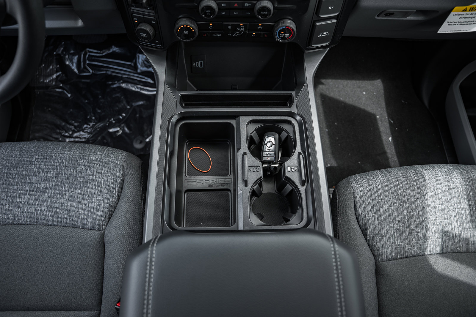 New 2026 Ford F250 XLT w/ XLT Premium Package image 31