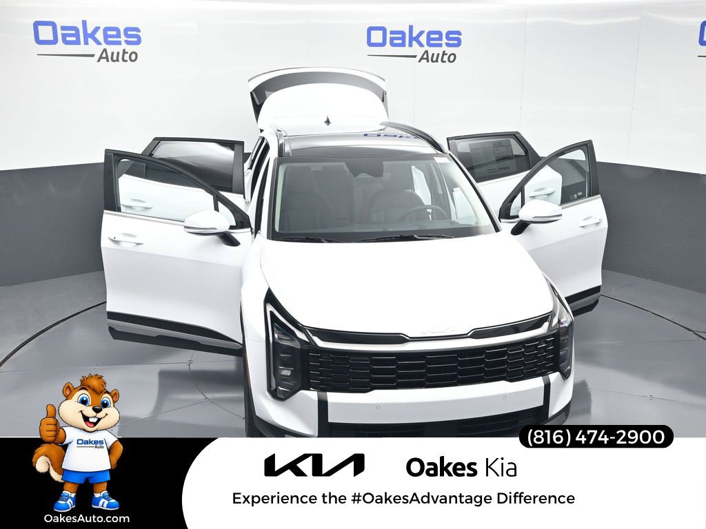 Certified 2026 Kia Sportage EX w/ EX Panorama Roof Package FWD image 57
