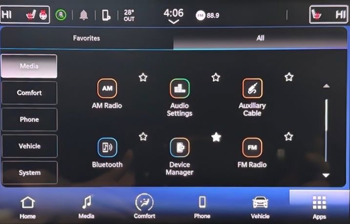 Used 2024 Chrysler Pacifica Touring-L image 23