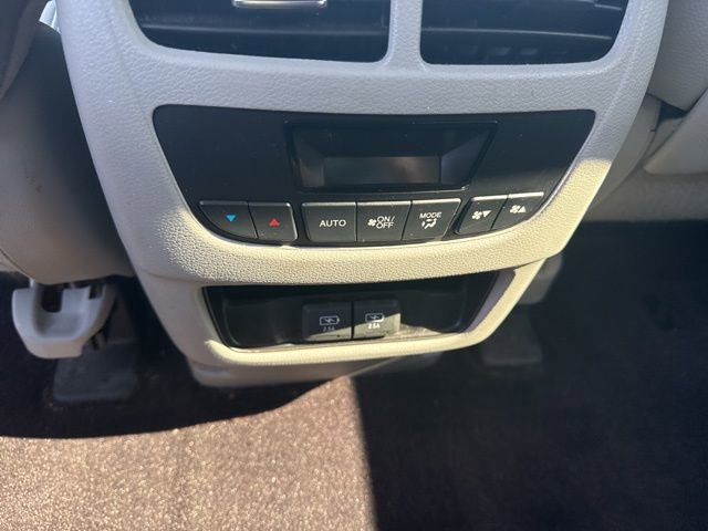 Used 2019 Acura MDX SH-AWD image 17