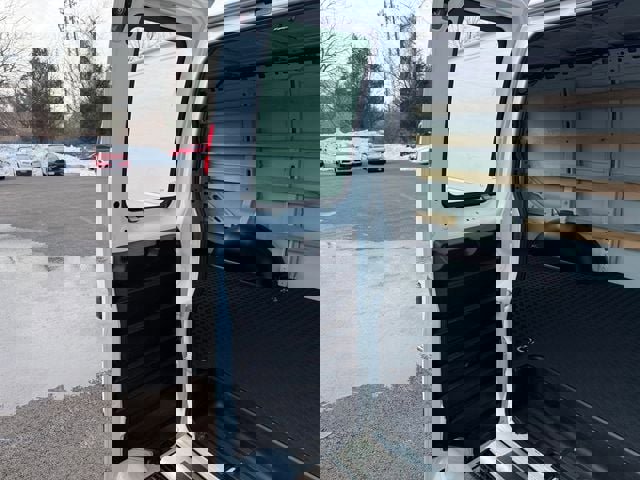 Used 2024 GMC Savana 2500 w/ Driver Convenience Package image 4