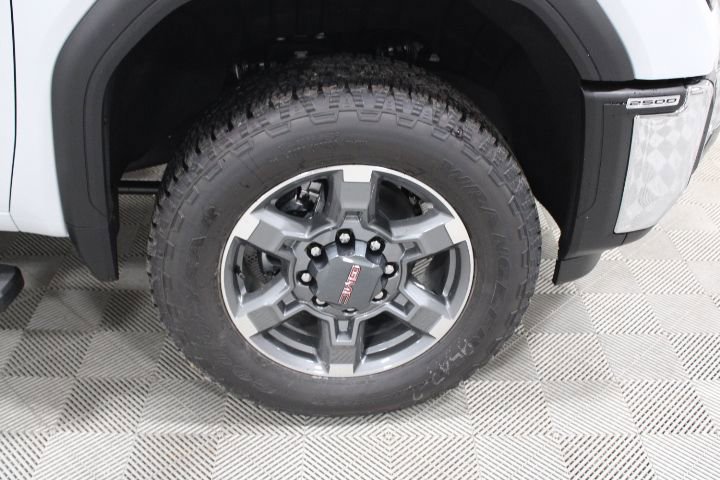 New 2026 GMC Sierra 2500 SLT w/ SLT Premium Package image 43