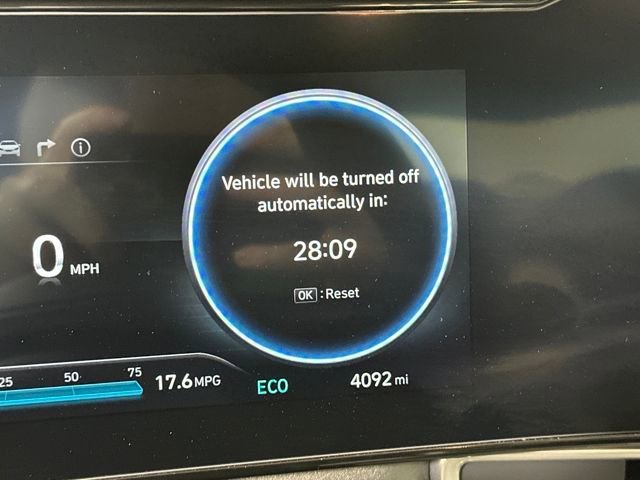 Certified 2025 Hyundai Elantra Limited image 46