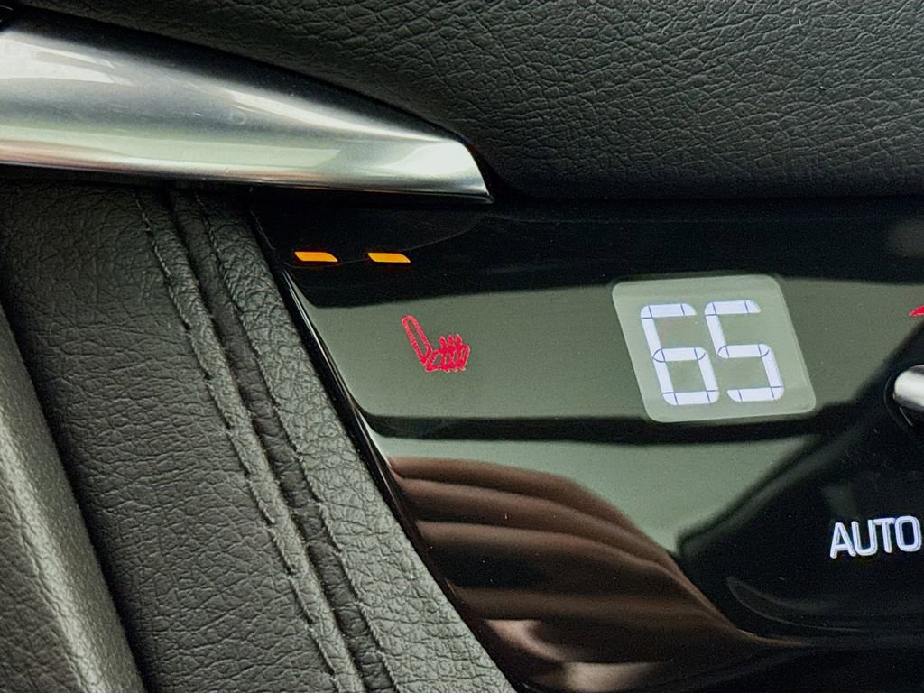 Used 2024 Cadillac XT5 Sportv image 20