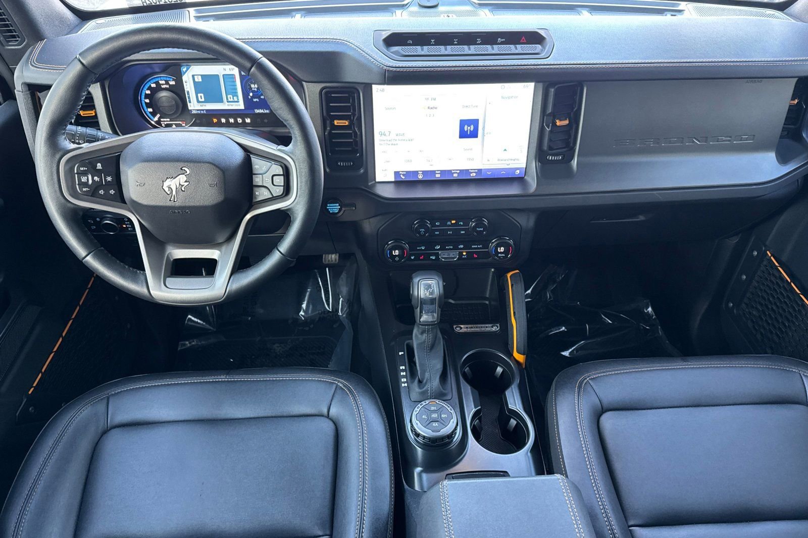 Used 2024 Ford Bronco Badlands image 14