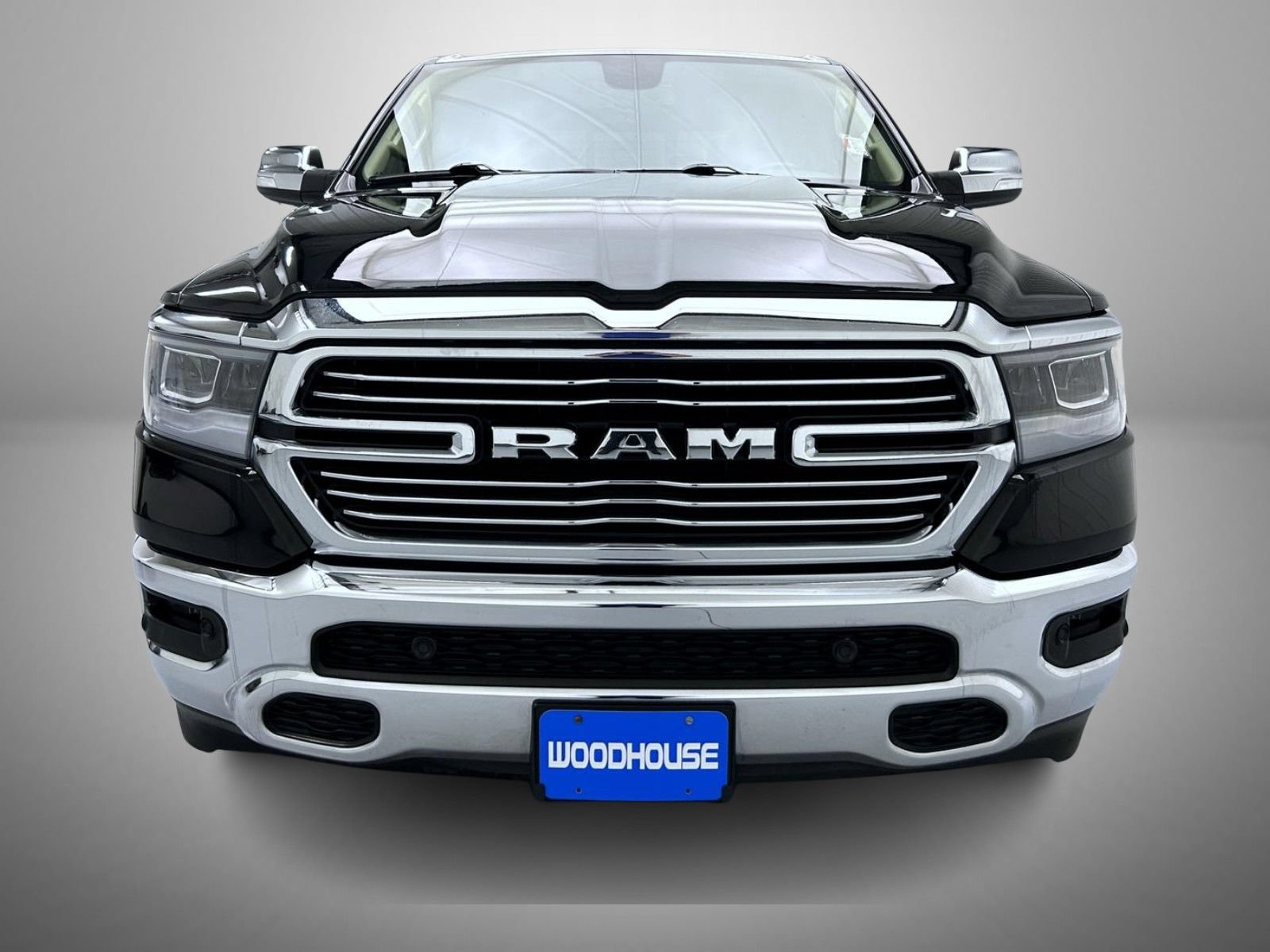 Used 2020 RAM 1500 Laramie AWD/4WD image 2