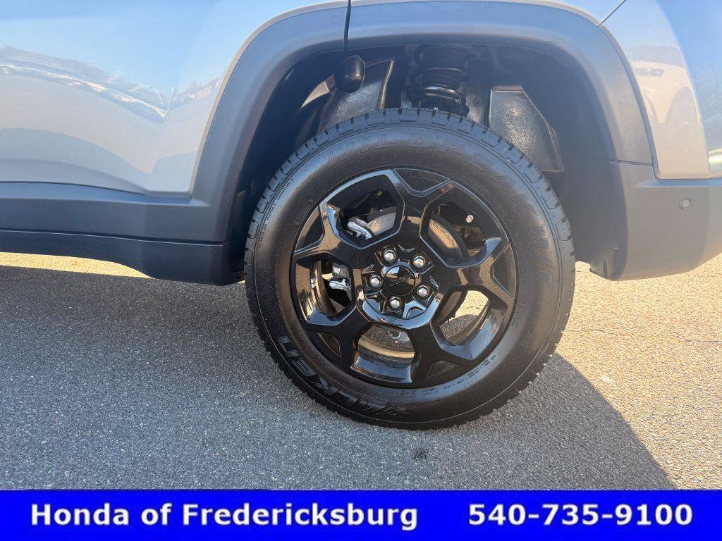 Used 2023 Jeep Compass Trailhawk w/ Trailhawk Elite Group image 15