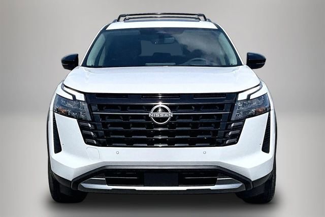 New 2026 Nissan Pathfinder Platinum w/ Cargo Package image 12