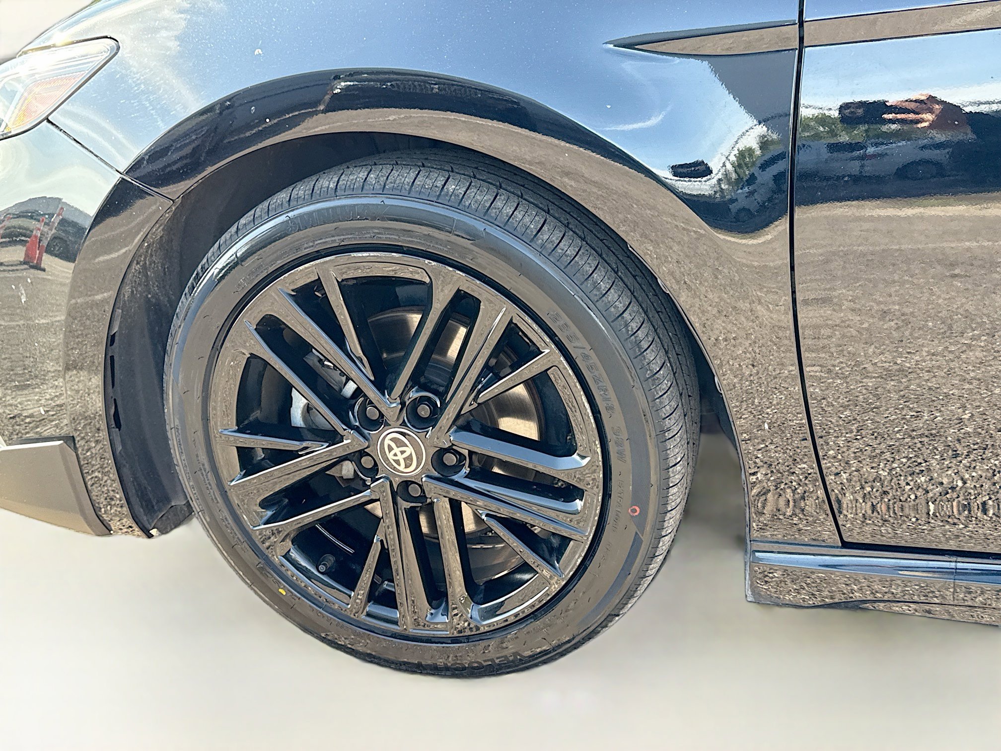 Used 2025 Toyota Camry SE w/ Convenience Package image 41