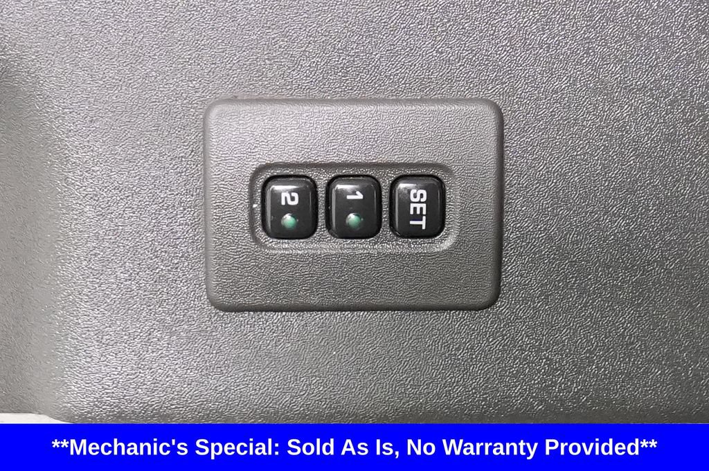 Used 2004 Nissan Titan LE w/ (SAB) Side-Airbag Pkg AWD/4WD image 17