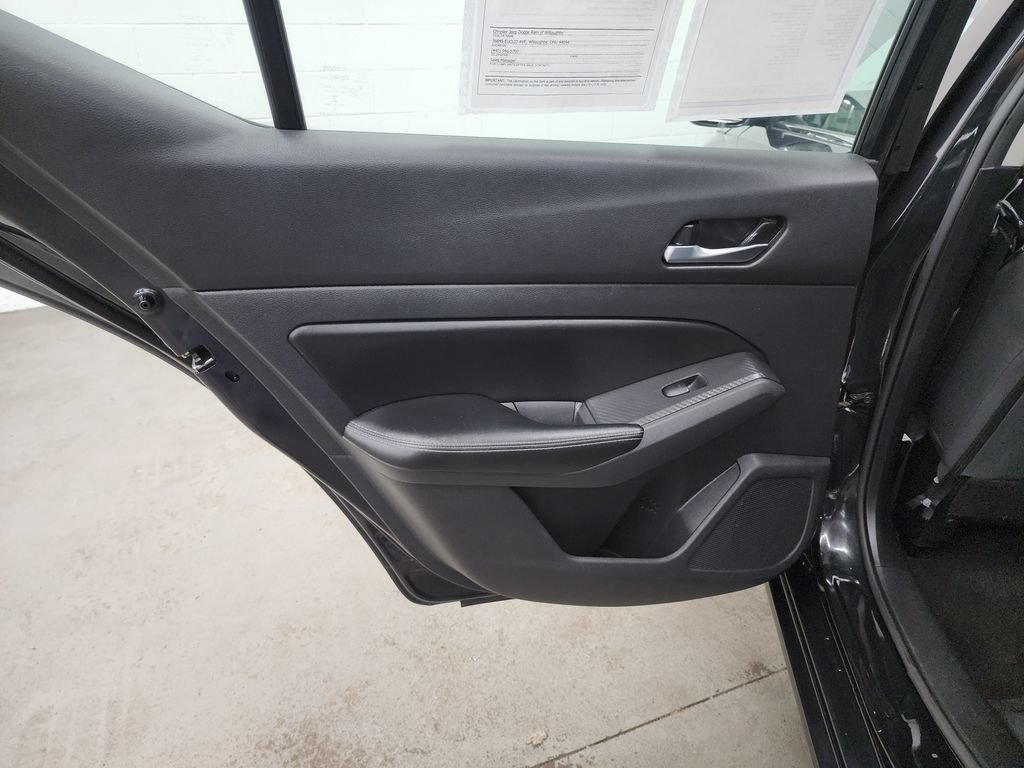 Used 2022 Nissan Altima 2.5 SV FWD image 20