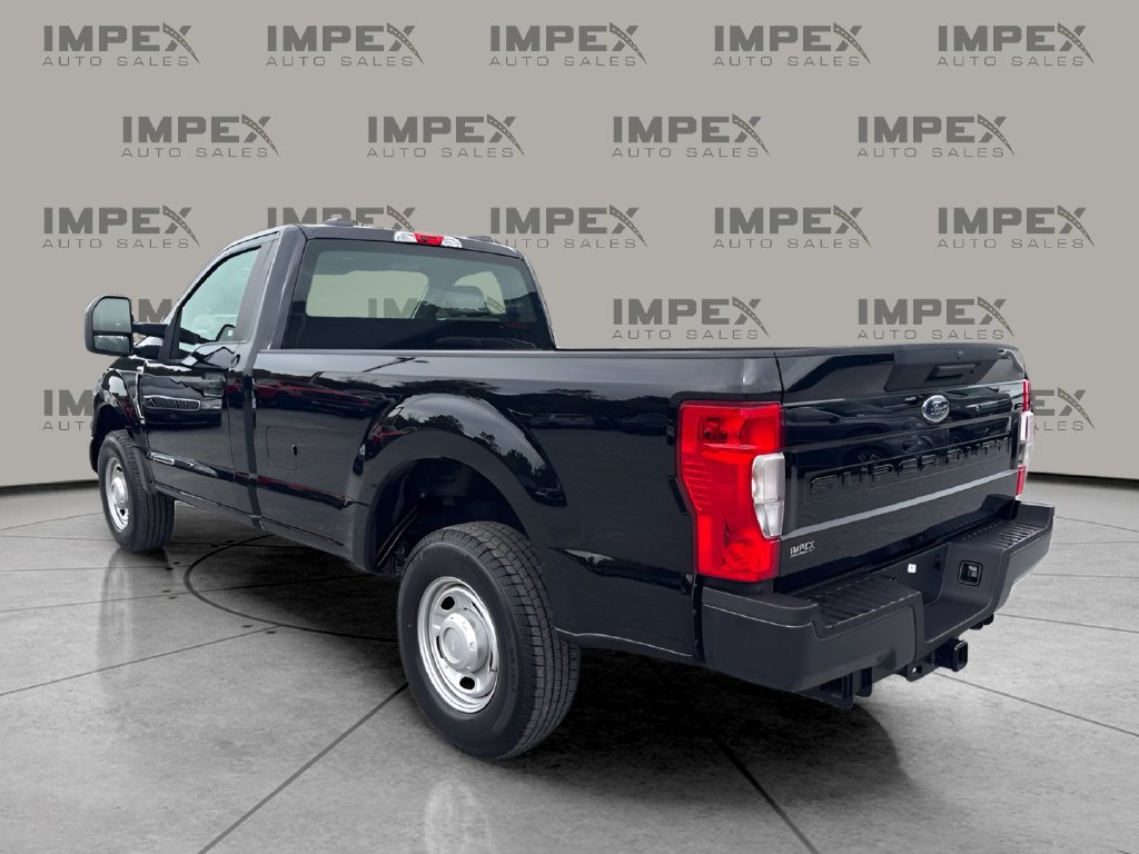 Used 2022 Ford F250 XL RWD image 3