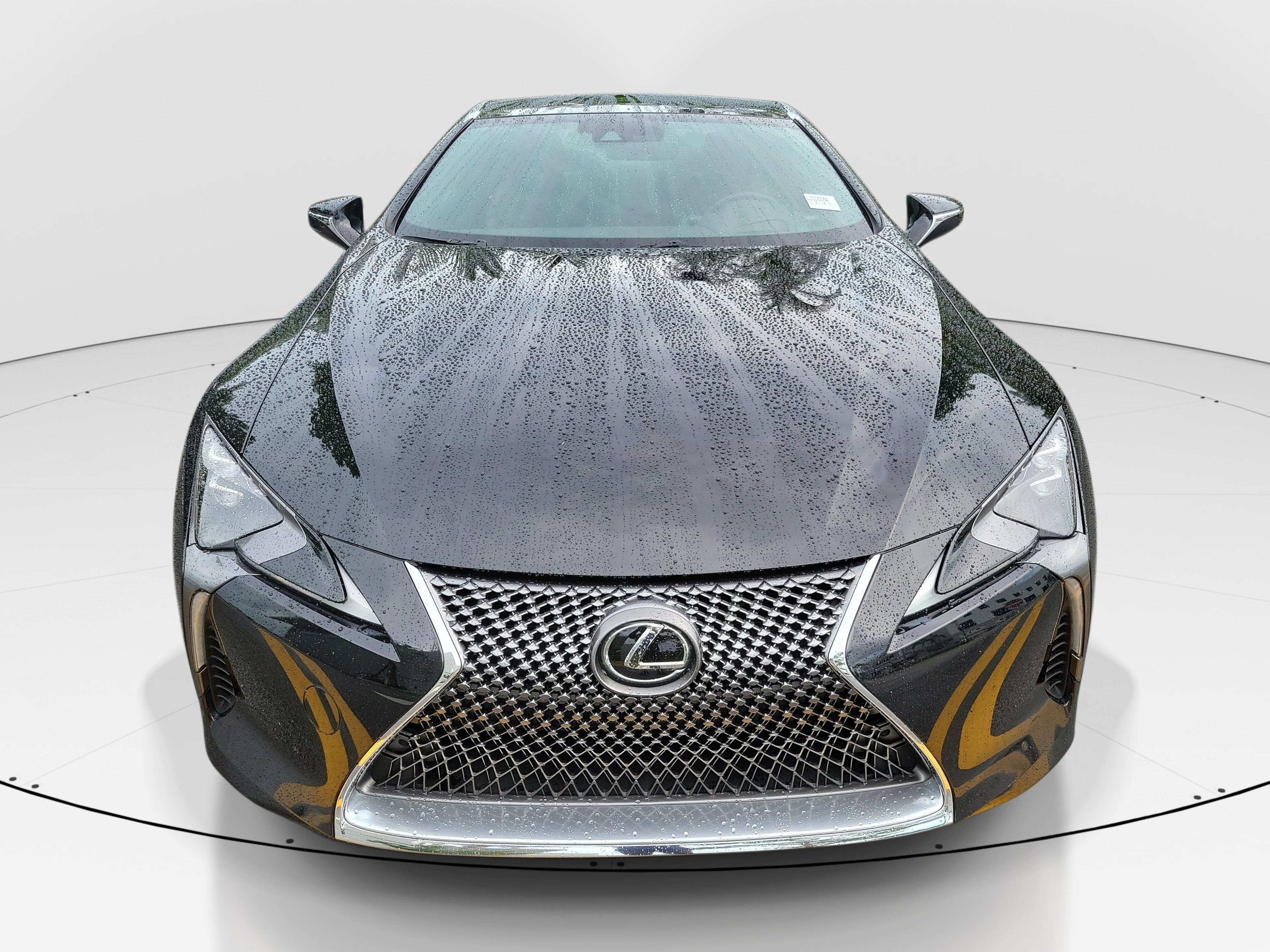 Used 2018 Lexus LC 500 Coupe w/ Touring Package RWD image 2