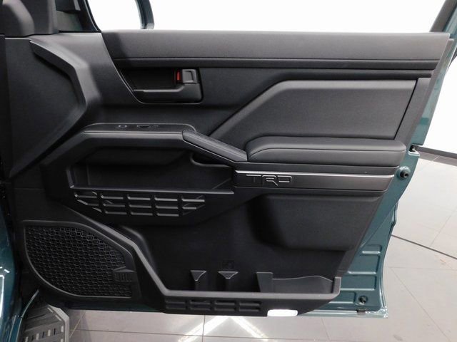 Used 2025 Toyota 4Runner TRD Off-Road Premium image 33