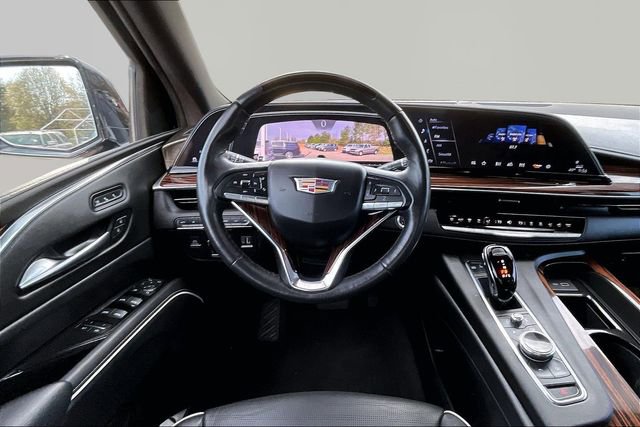 Used 2023 Cadillac Escalade Premium Luxury w/ Performance Package image 8