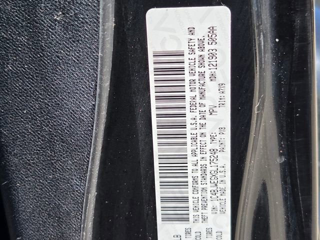 Used 2016 Jeep Wrangler Unlimited Sahara image 24