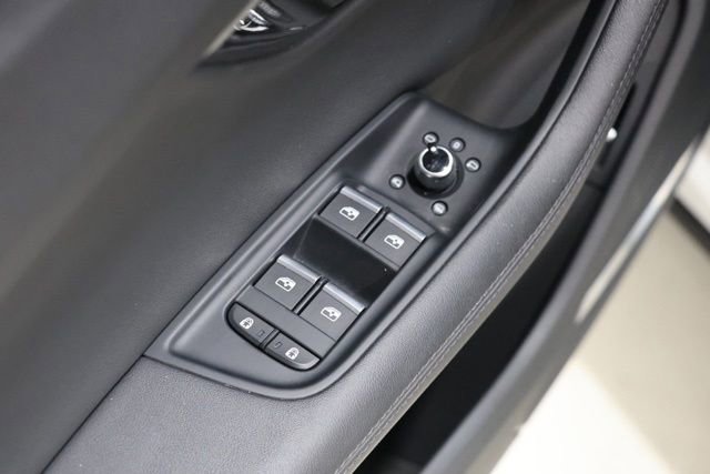 Used 2024 Audi Q7 3.0T Premium Plus AWD/4WD image 16