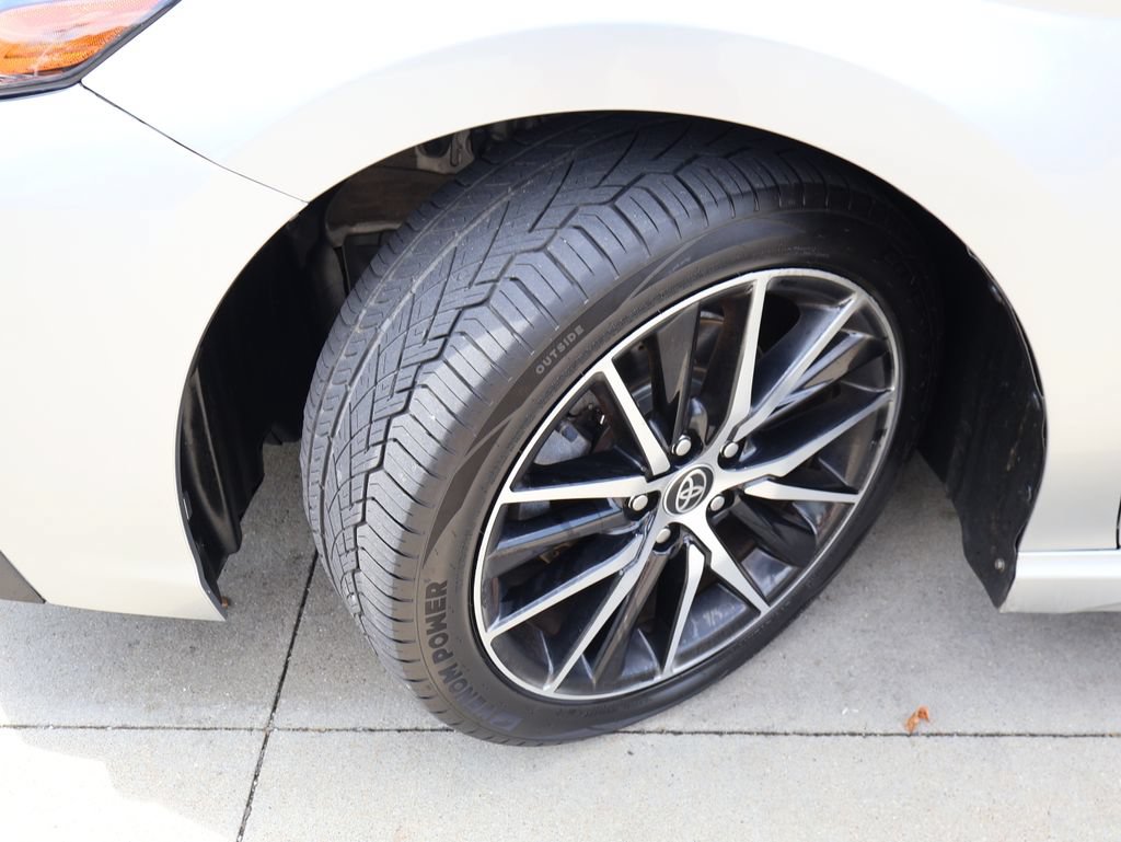 Used 2022 Toyota Camry SE FWD image 34