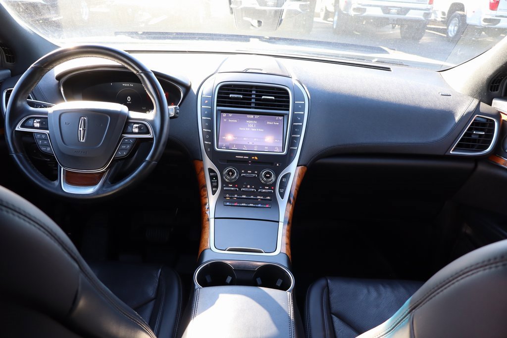 Used 2020 Lincoln Nautilus Reserve image 24