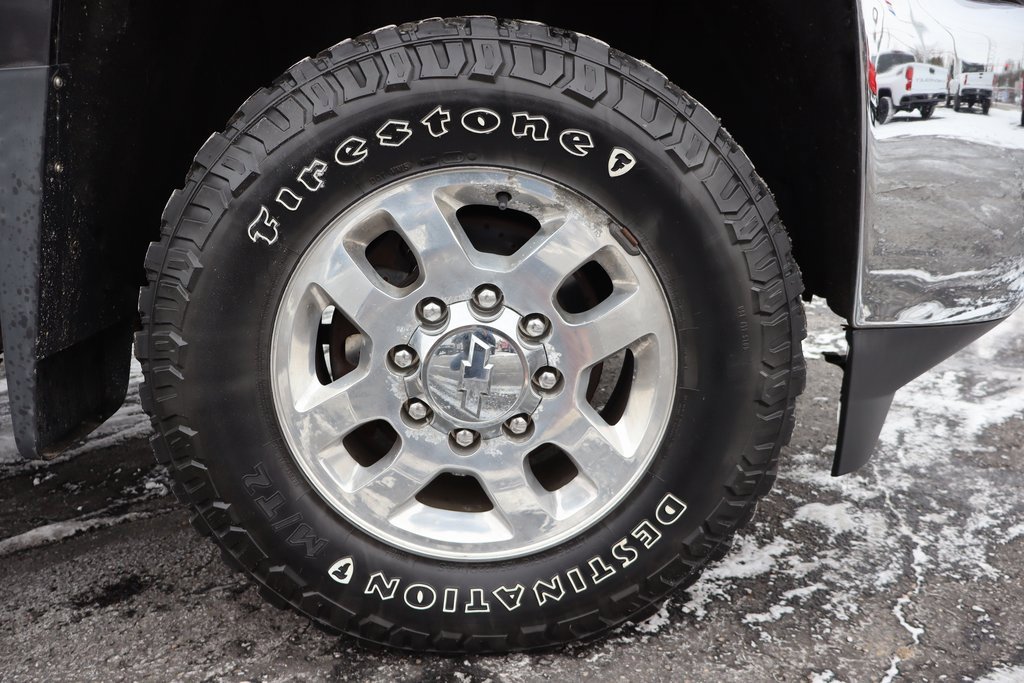 Used 2015 Chevrolet Silverado 2500 LT w/ LT Convenience Package image 25