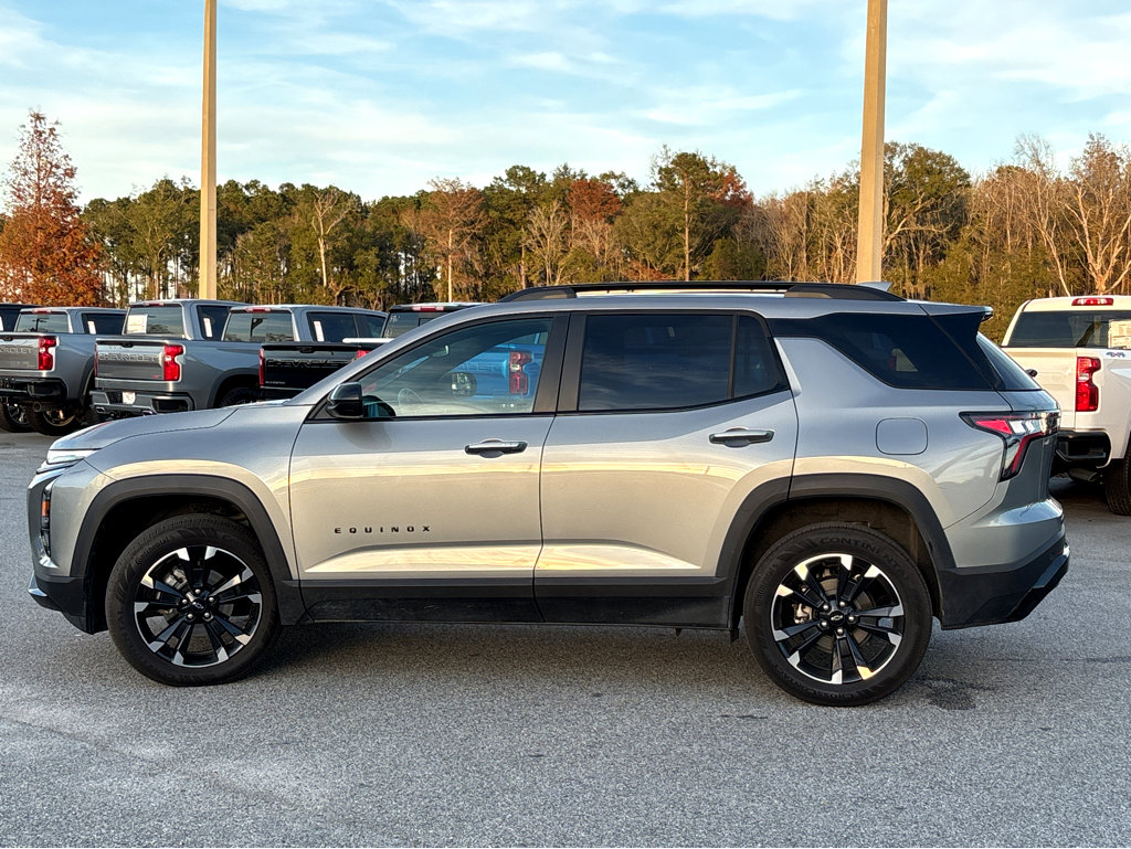 Used 2025 Chevrolet Equinox RS image 28