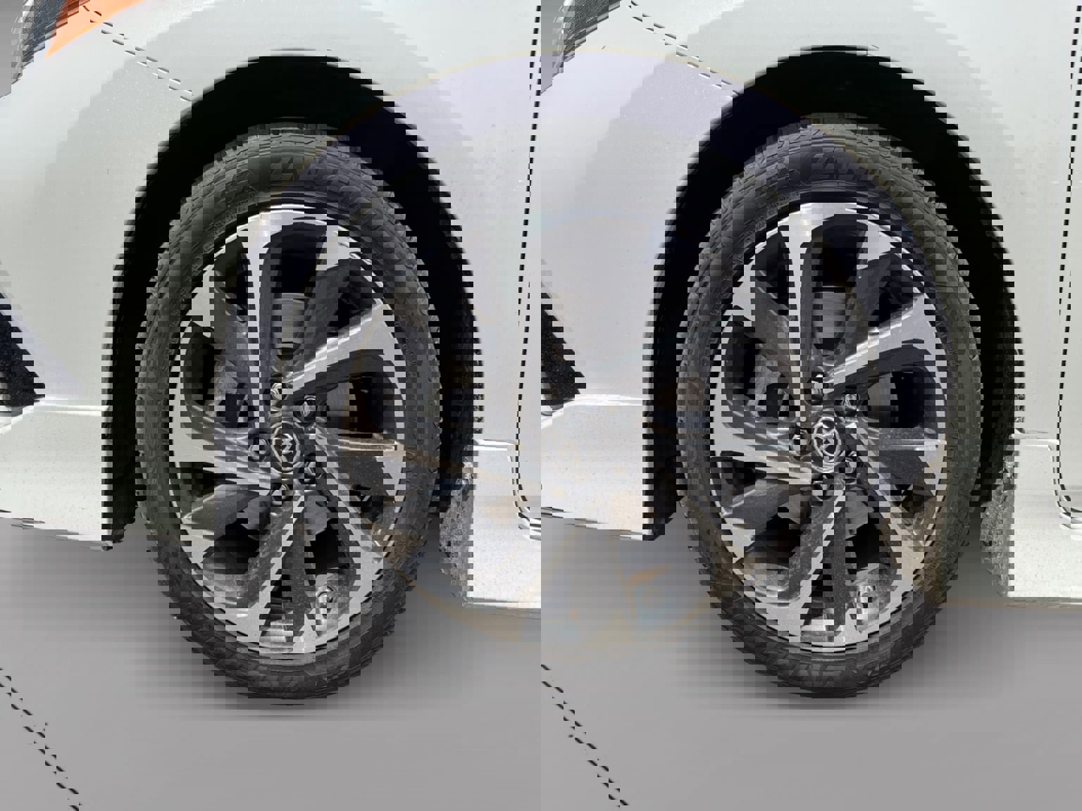 Used 2018 Toyota Corolla iM w/ Carpet Mat Package (TMS) image 9