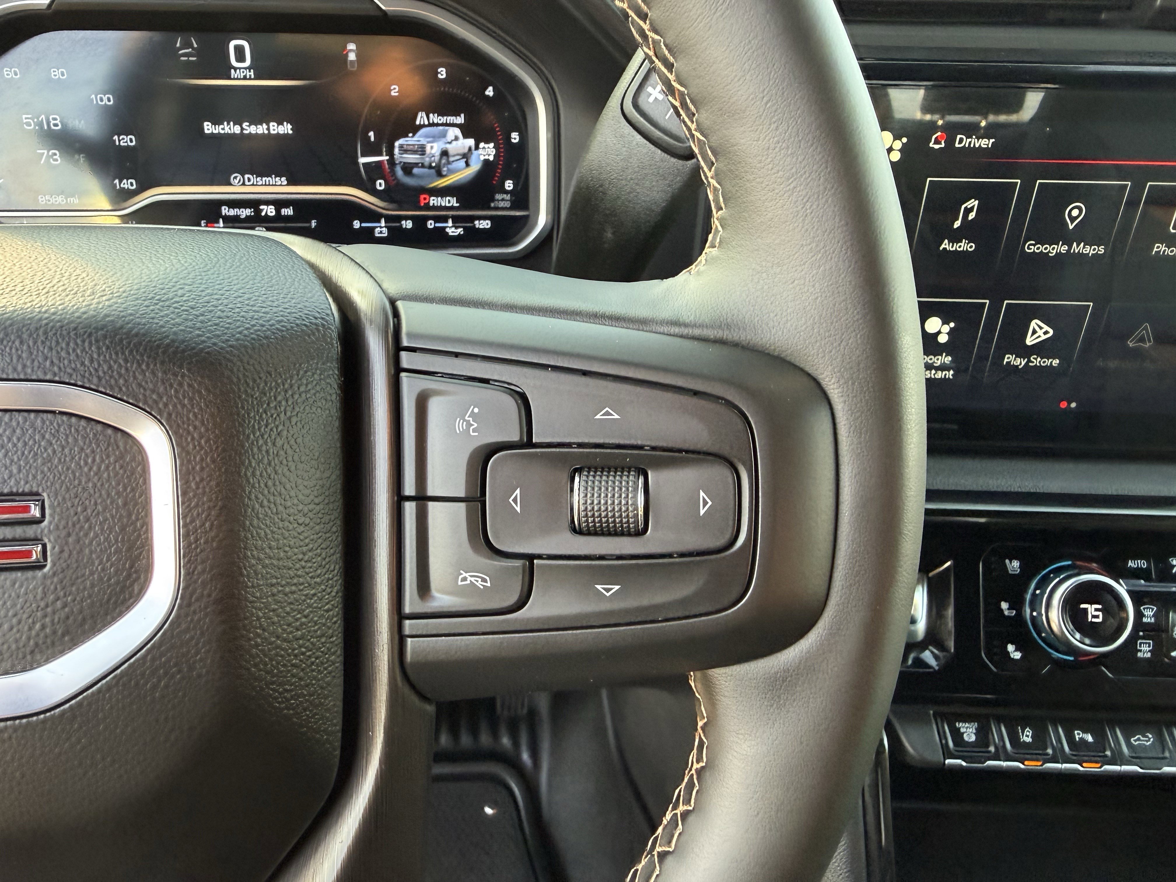 Used 2025 GMC Sierra 2500 AT4 image 14