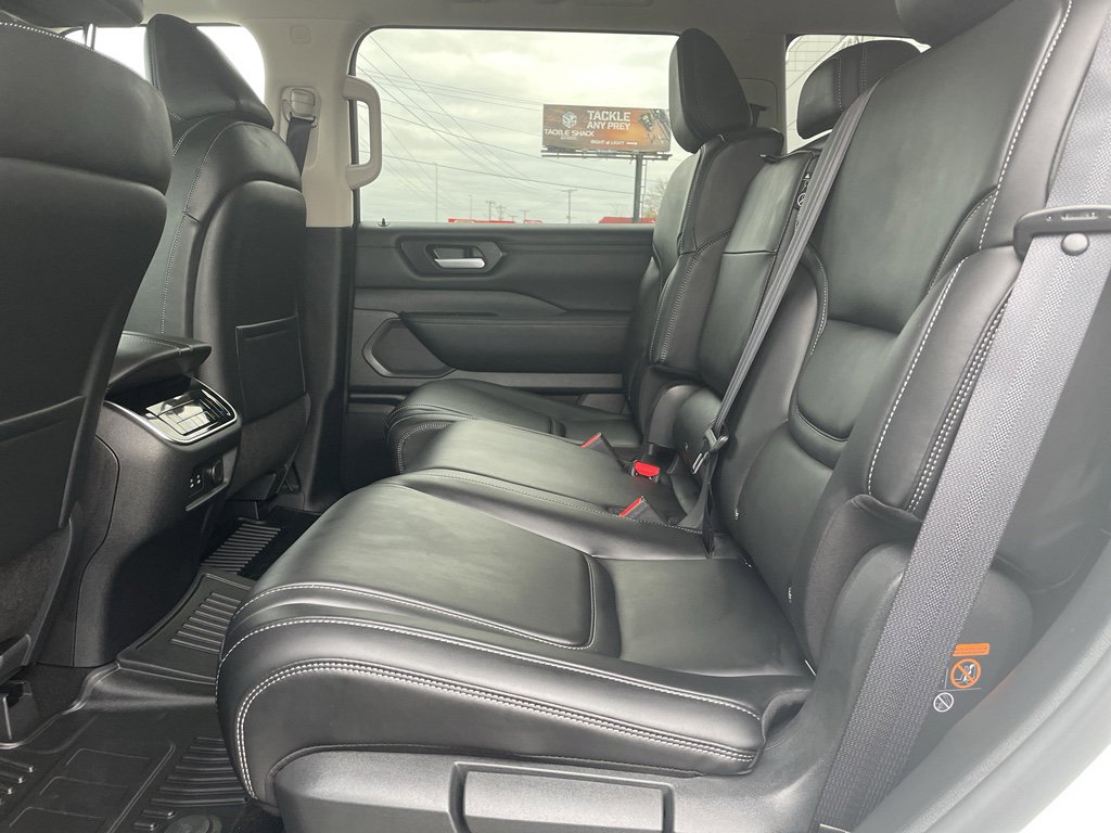 New 2026 Nissan Armada SV image 19