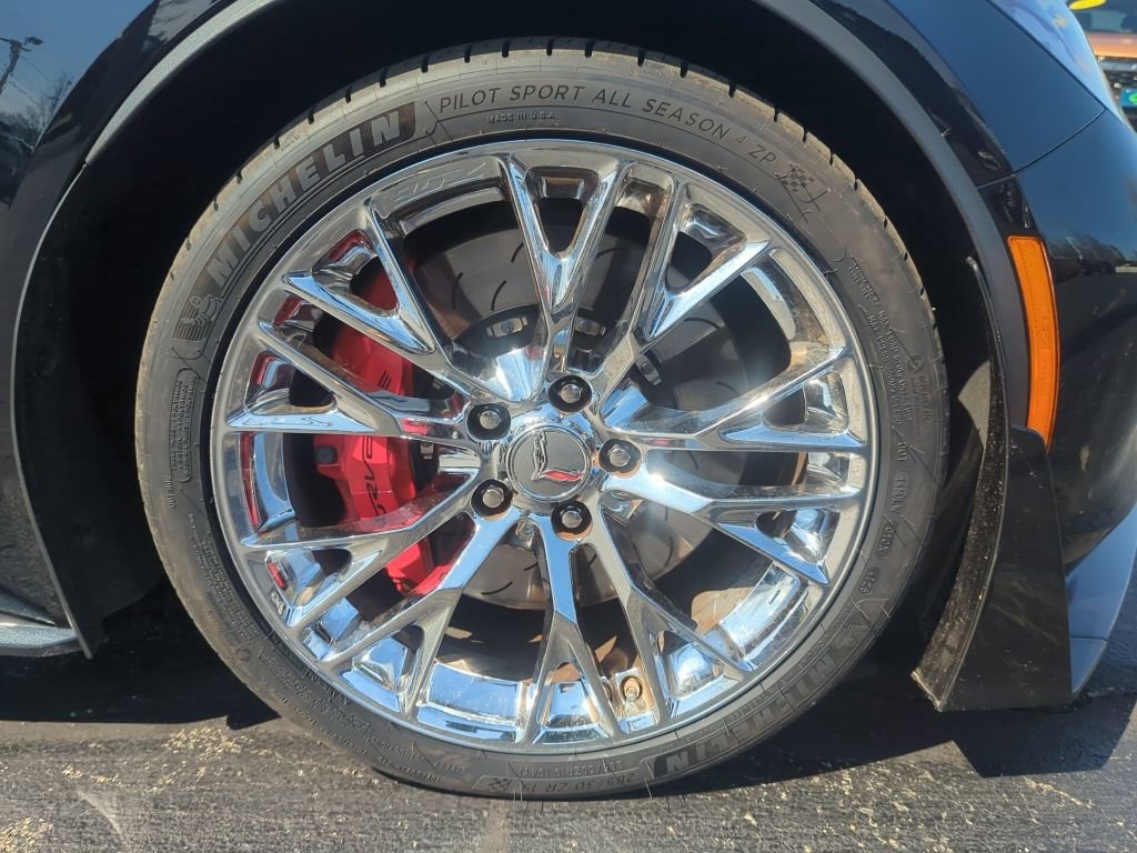 Used 2017 Chevrolet Corvette Z06 image 14